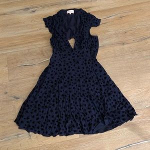 Aritzia Sunday Best V-Neck Dress